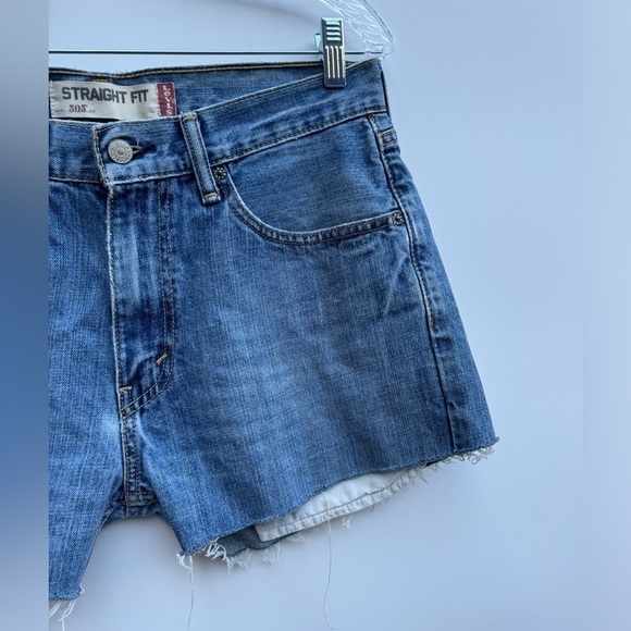 NWT Levi’s Straight Fit 505 Repaired Vintage Jean Cut Off Raw Hem Shorts Size 31 - Picture 2 of 14